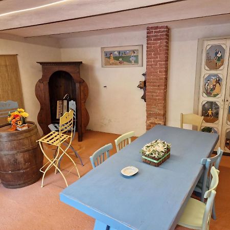 Mister Barolo Apartments Langhe Новело Екстериор снимка