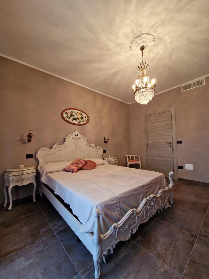 Mister Barolo Apartments Langhe Новело Екстериор снимка