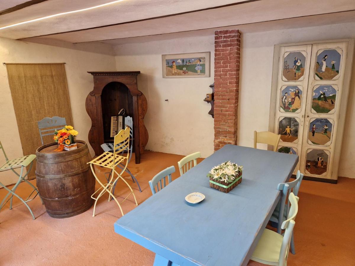 Mister Barolo Apartments Langhe Новело Екстериор снимка