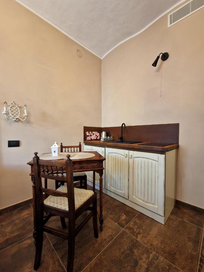 Mister Barolo Apartments Langhe Новело Екстериор снимка